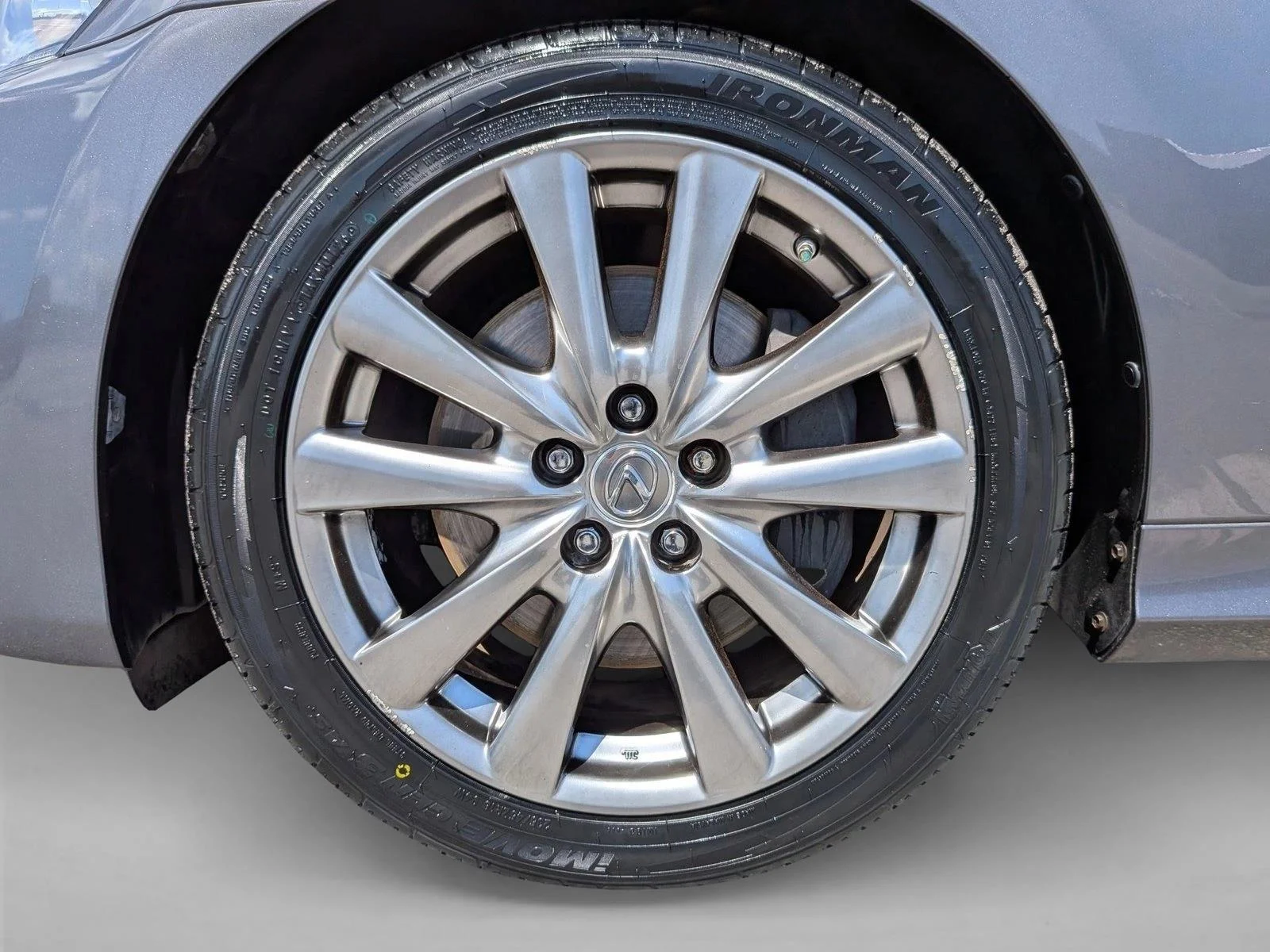 Used 2014 Nebula Gray Pearl Lexus  image 24