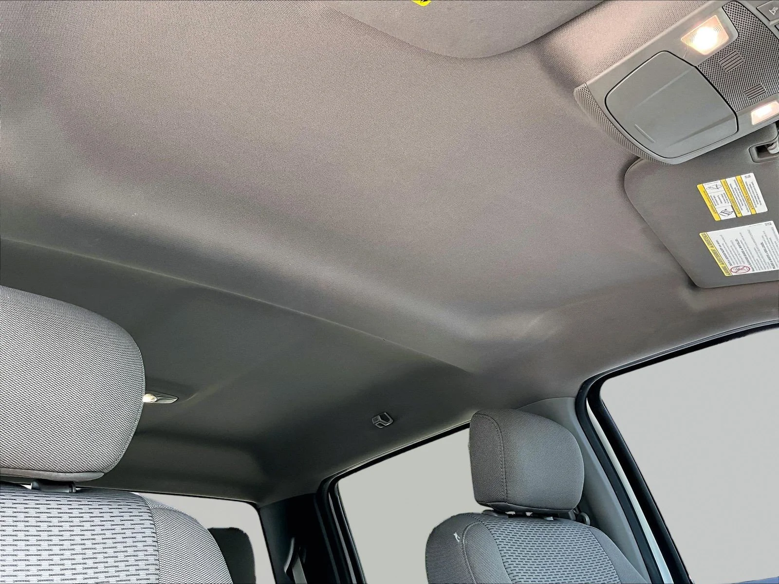 Used 2017 Oxford White Ford XLT image 17