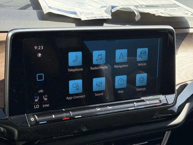 New 2026 Silver Volkswagen 2.0T SE image 25