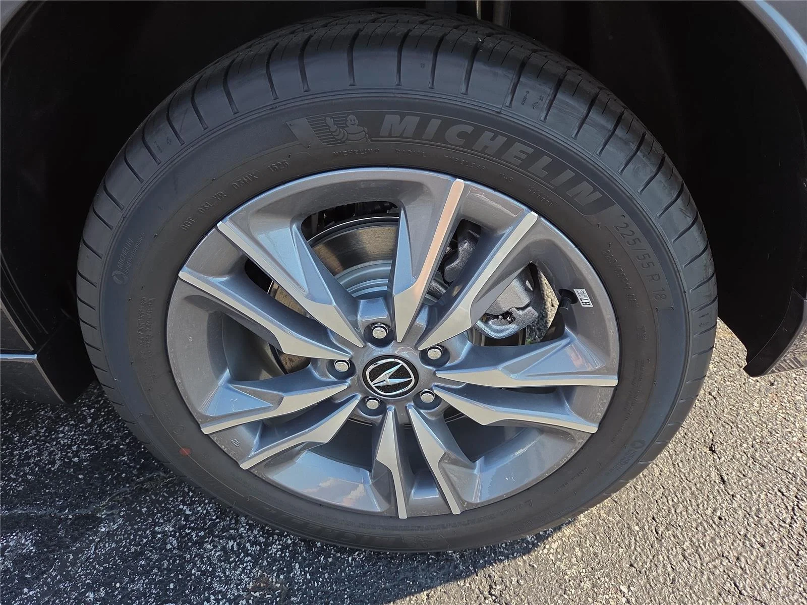 New 2026 Solar Silver Metallic Acura BASE image 24