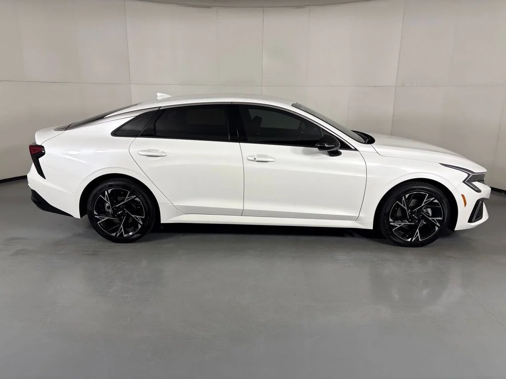 New 2026 Snow White Pearl Kia GT-Line FWD image 9