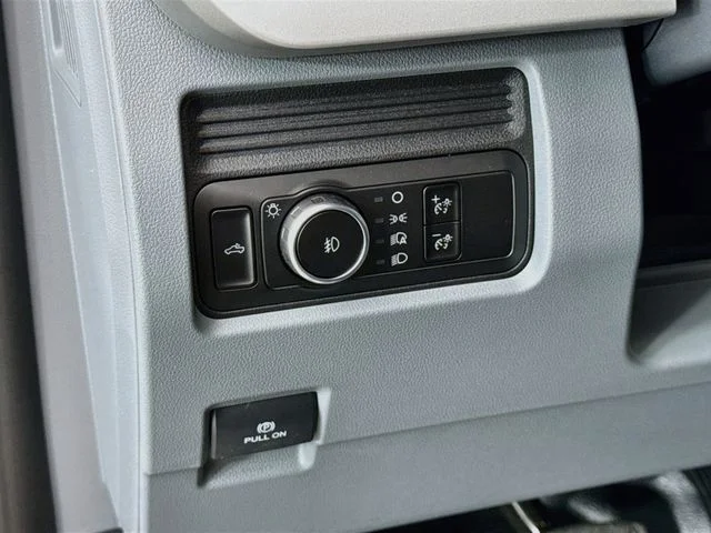 New 2026 Oxford White Ford F-350® XL image 10