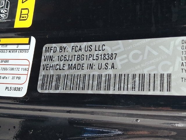 Used 2023 Black Jeep Rubicon image 27