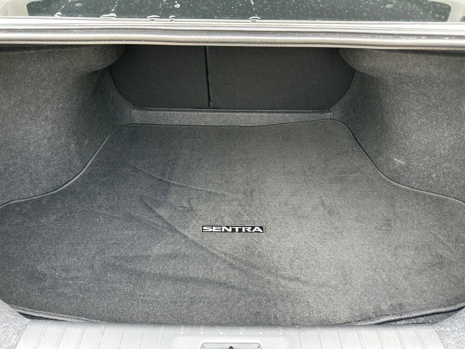 Certified Used 2025 White Nissan SR image 16