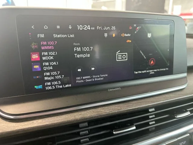 Used 2021 Black Kia EX image 14