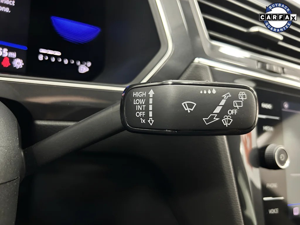 2022 Volkswagen Tiguan SE - Photo 14