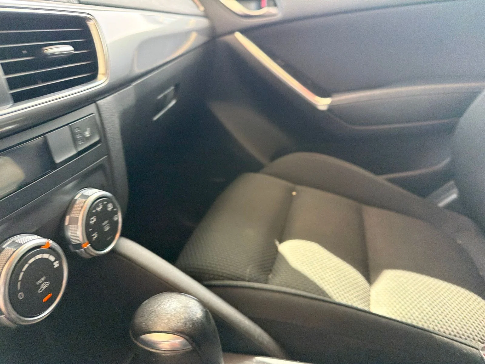 Used 2016 Black Mazda Touring image 10