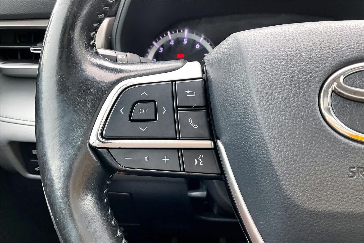 Used 2022 Celestial Silver Metallic Toyota LE image 23
