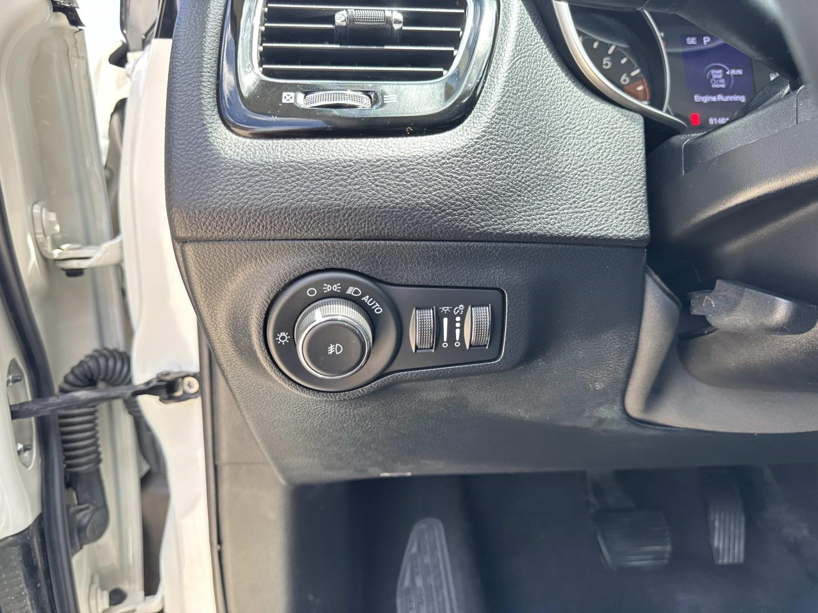Used 2021 White Clearcoat Jeep Altitude image 20