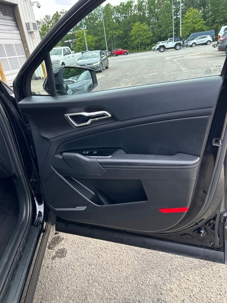 Used 2024 Black Kia EX image 14