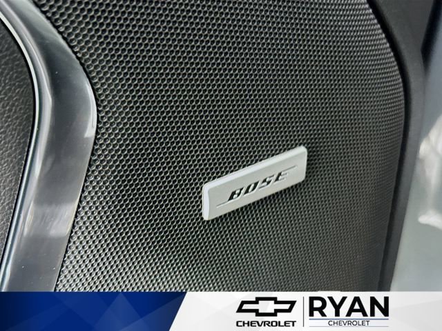 2026 Chevrolet Suburban Premier - Photo 19