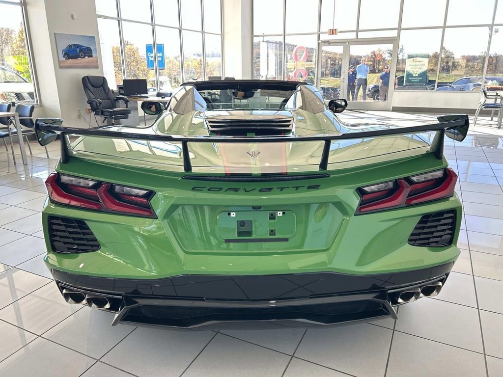 New 2026 Roswell Green Metallic Chevrolet 2LT image 5