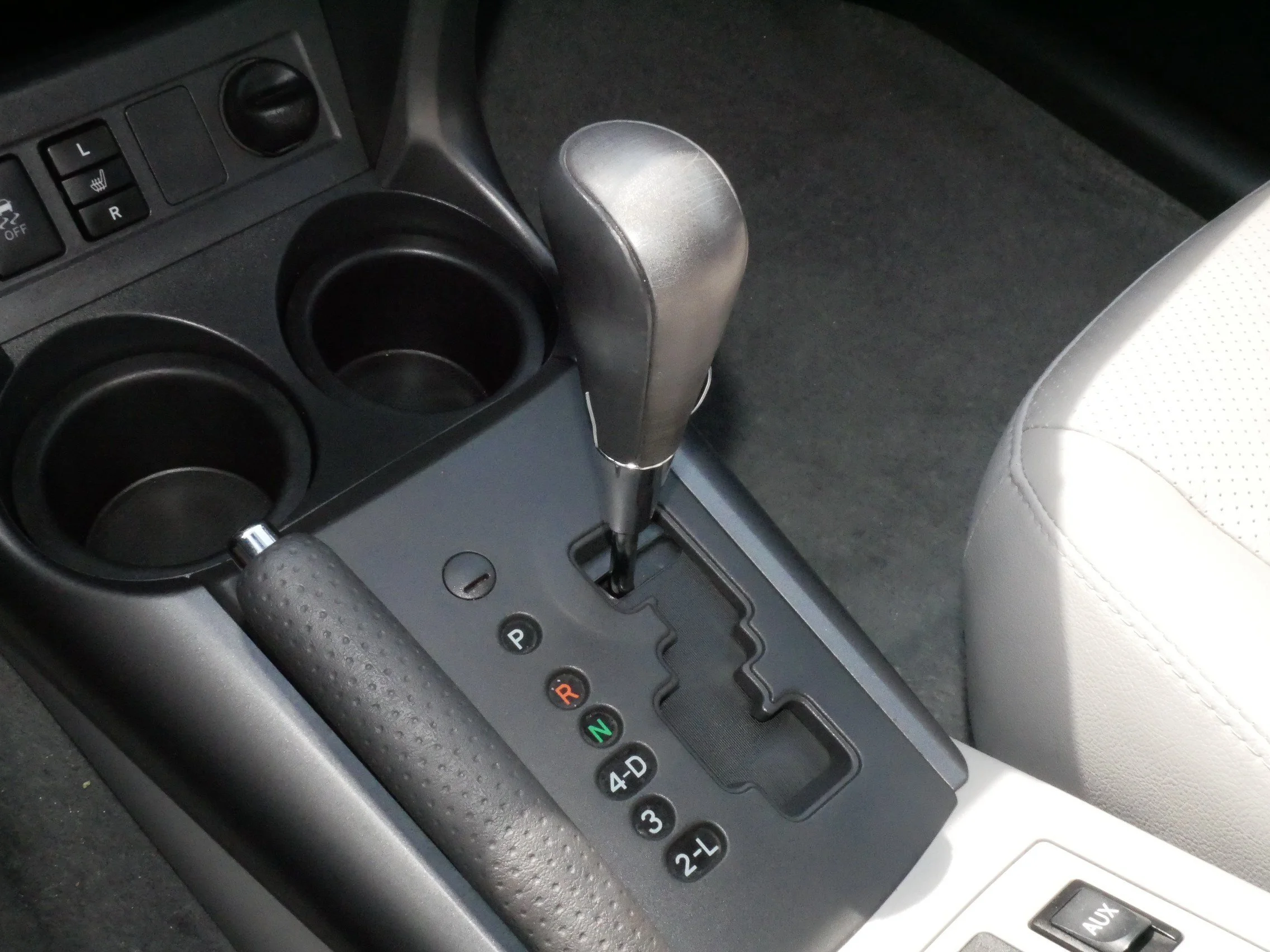 Used 2011 Black Toyota Ltd image 24