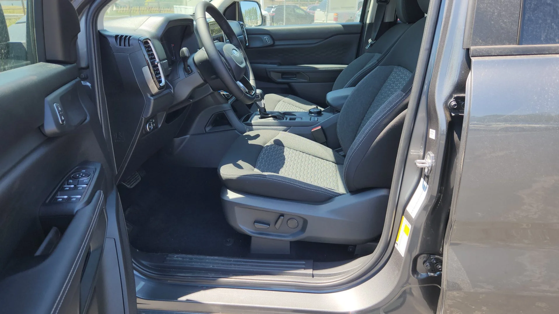 New 2026 Carbonized Gray Metallic Ford XLT image 13