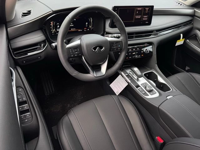 New 2026 RADIANT WHITE INFINITI Luxe FWD image 15
