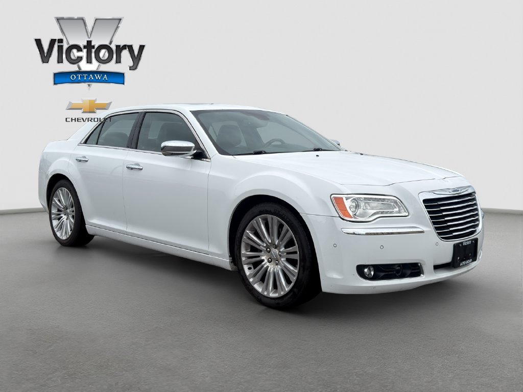 Used 2012 White Chrysler C image 8