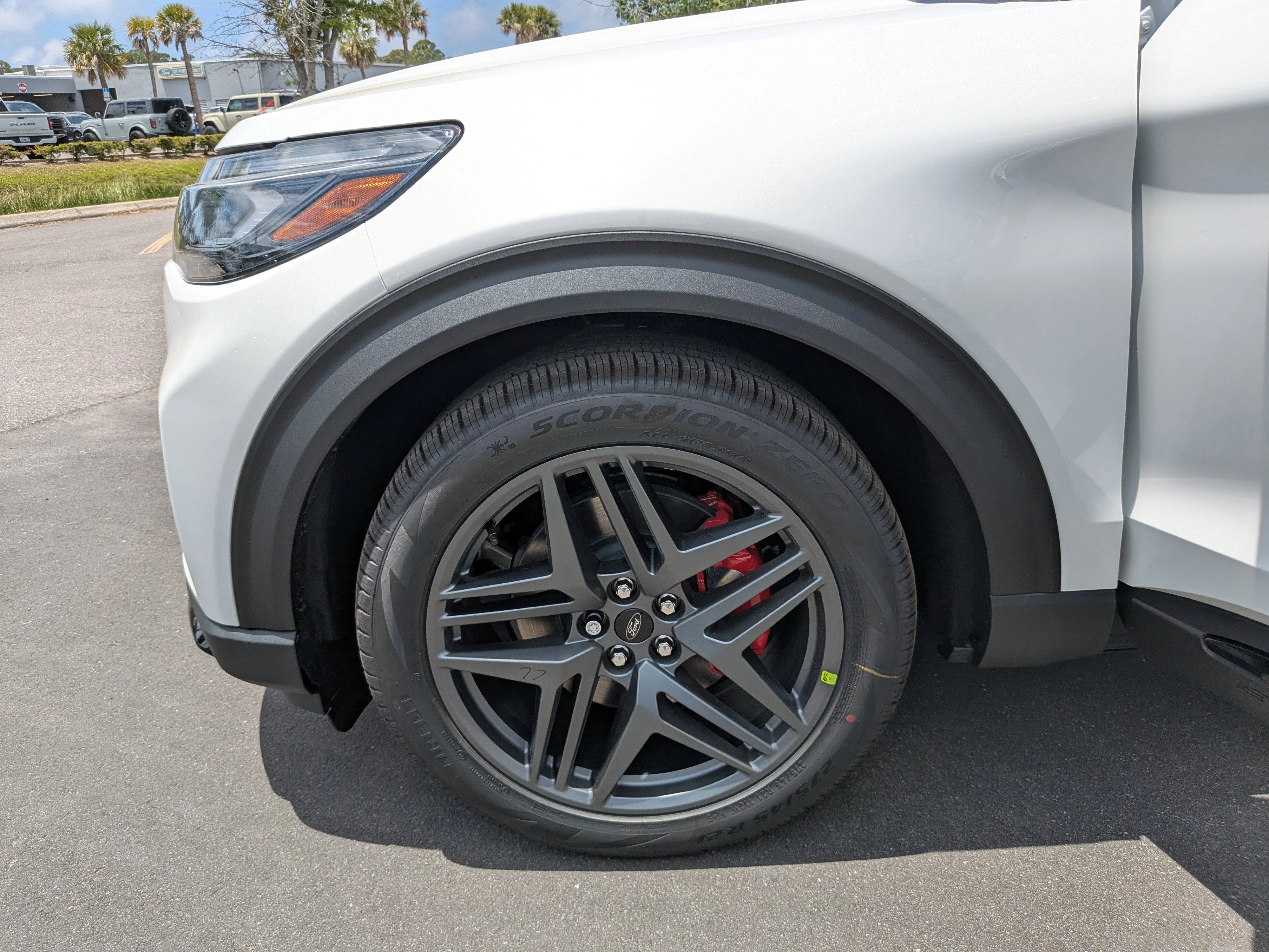 New 2026 Star White Metallic Tri-Coat Ford ST image 33