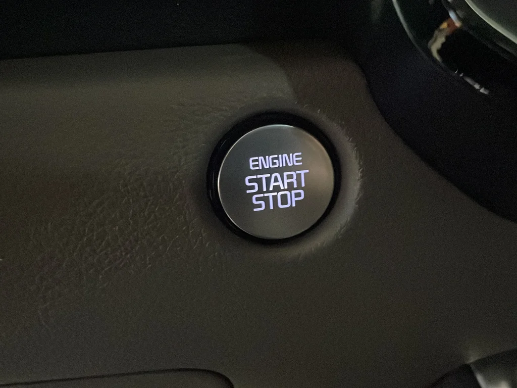 Used 2025 White Kia EX image 13