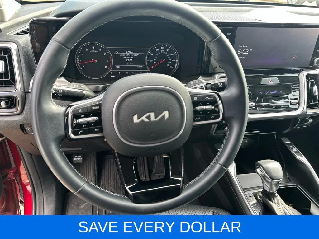 Used 2023 Red Kia S image 10