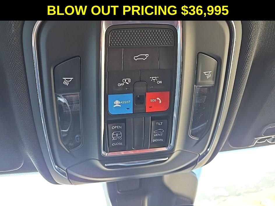 2025 Jeep Grand Cherokee Laredo - Photo 16