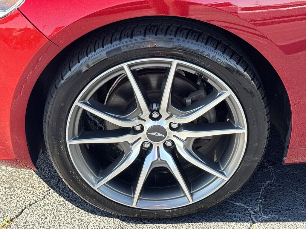 Used 2023 Red Genesis 2.0T image 11