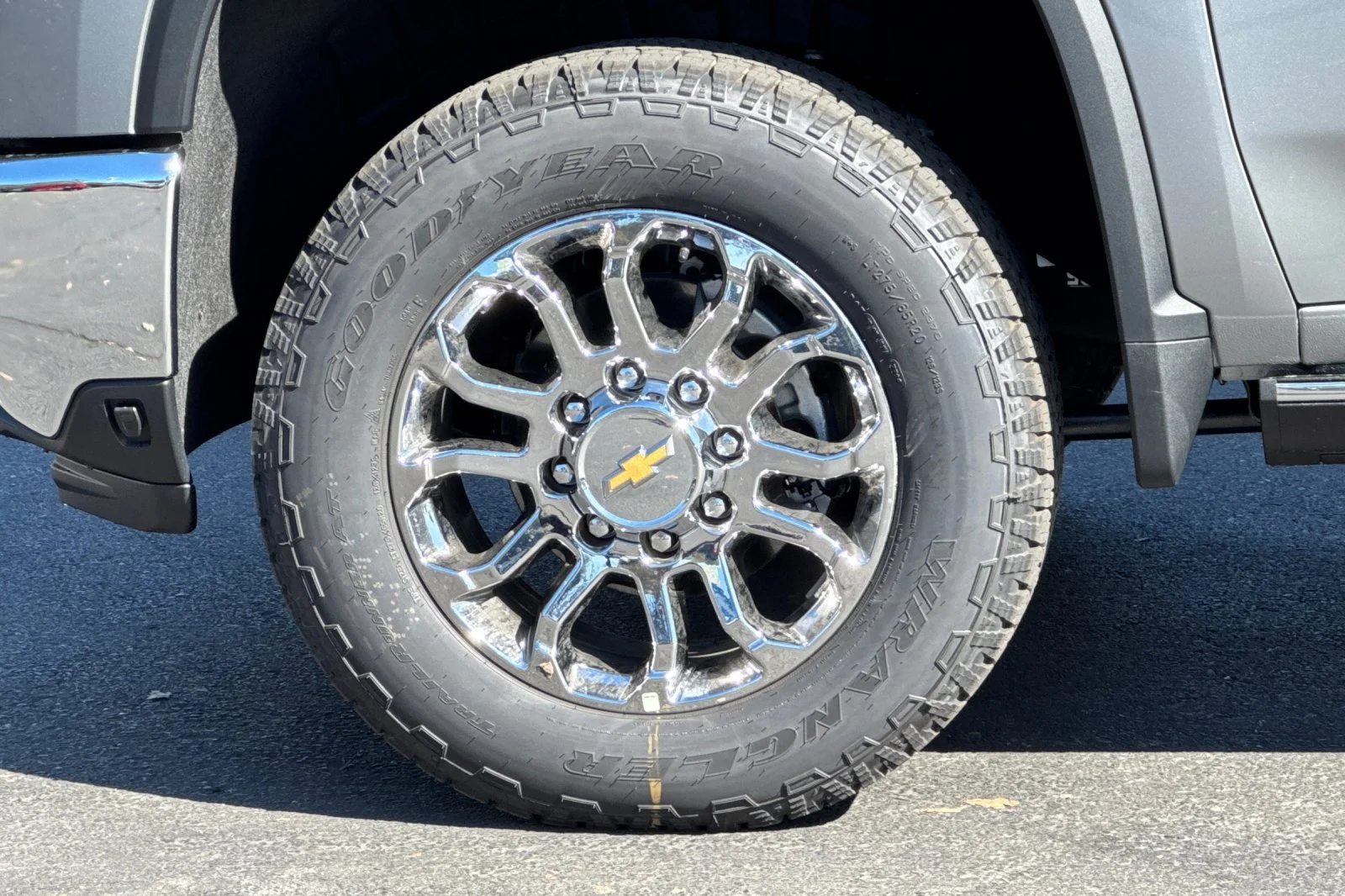 2026 Chevrolet Silverado 3500 HD LTZ view 24