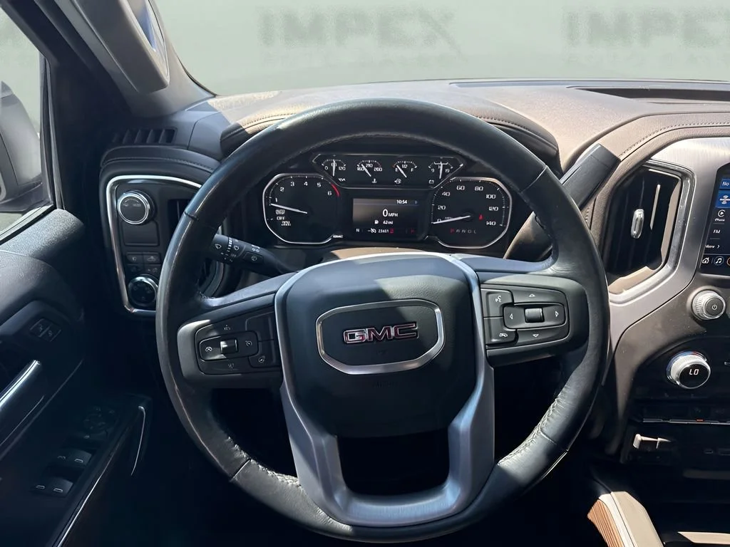 Used 2021 SUMMIT WHITE GMC Elevation image 14
