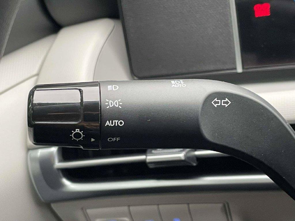 New 2026 Black Hyundai SEL Plus AWD image 22