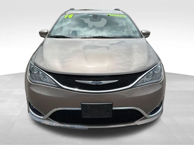 Used 2018 Chrysler Pacifica Touring L with VIN 2C4RC1BG0JR233785 for sale in Broken Arrow, OK