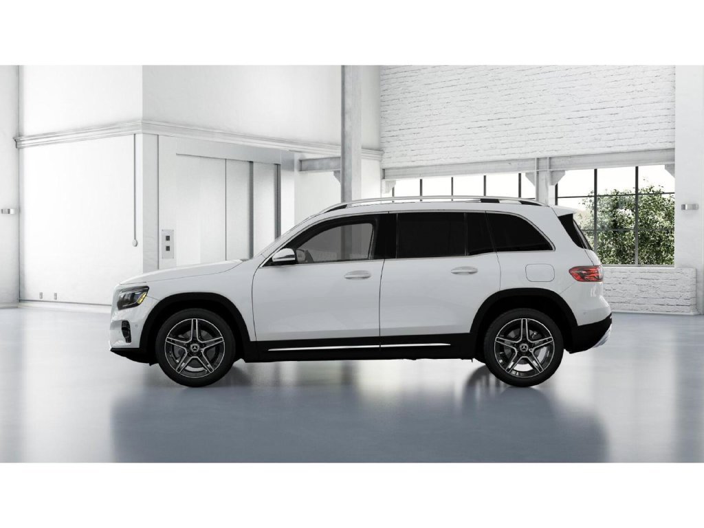 New 2026 Polar White Mercedes-Benz GLB 250 image 34