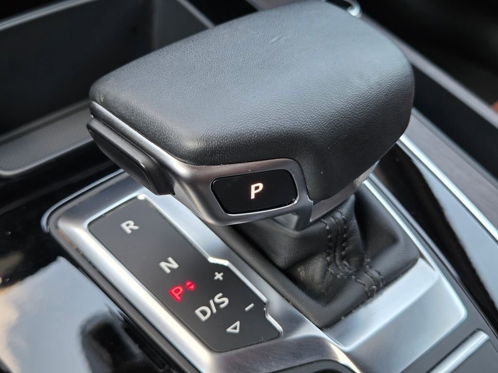Used 2024 Mythos Black Metallic Audi S line Prestige image 42