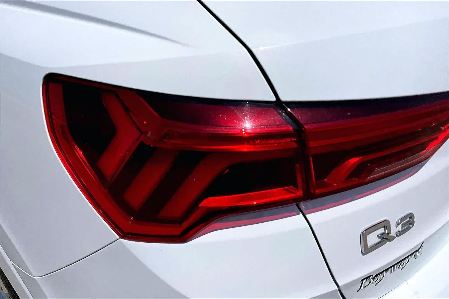Used 2020 Glacier White Metallic Audi Premium image 29