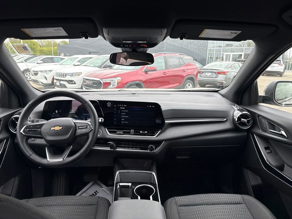 Used 2025 Chevrolet Equinox LT with VIN 3GNAXPEG0SL285410 for sale in Rochester, Minnesota