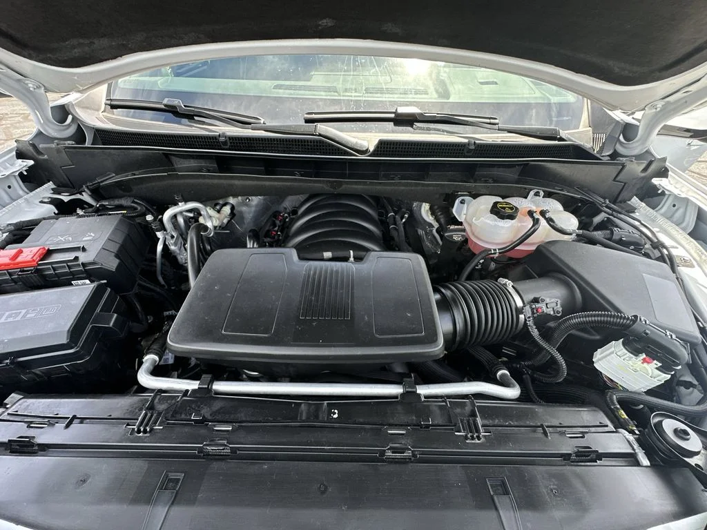 Used 2026 White GMC Elevation image 22