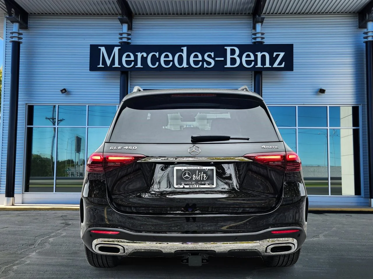 Used 2026 Black Mercedes-Benz GLE 450 image 4