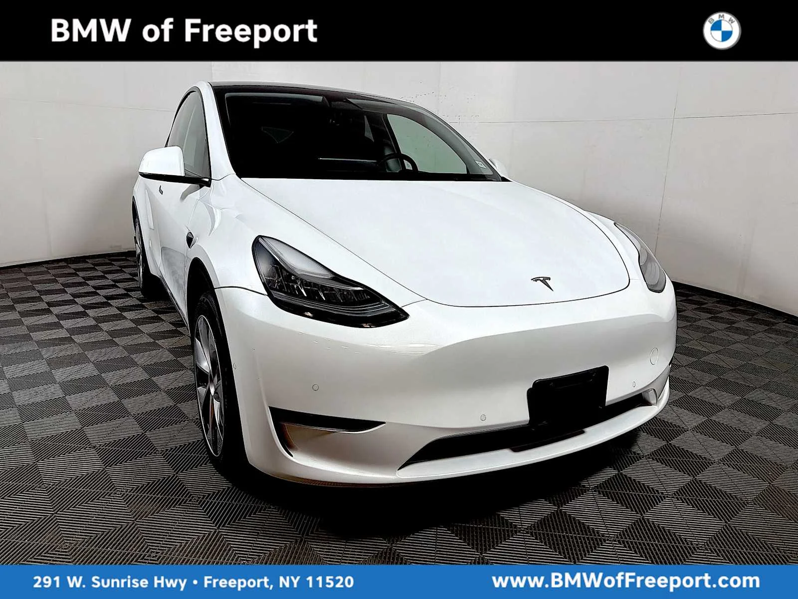 2022 Tesla Model Y Long Range Dual Motor All-Wheel Drive's photo
