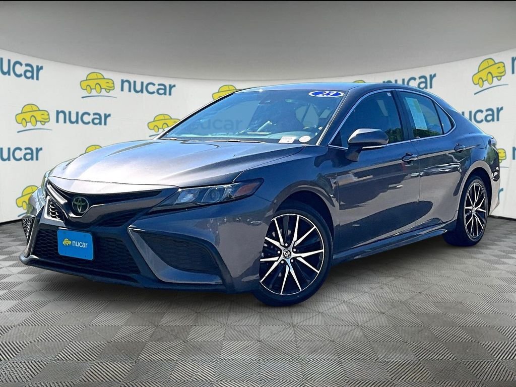 Used 2023 Gray Toyota SE image 3