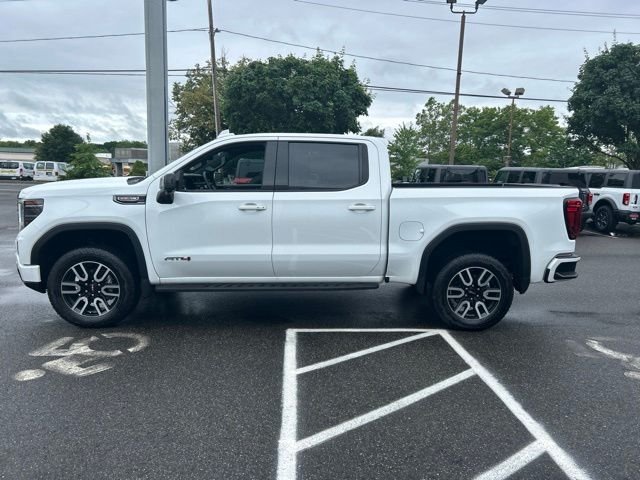 Used 2025 White GMC AT4 image 4
