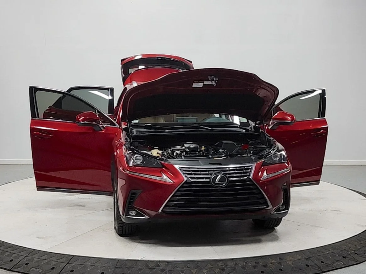 Used 2018 Red Lexus 300 Base image 10