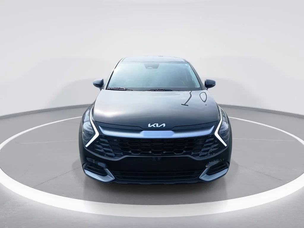 Used 2025 Black Kia EX image 3