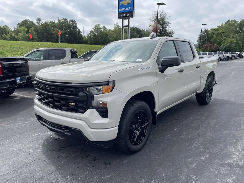 New 2026 White Sands Chevrolet Custom image 3