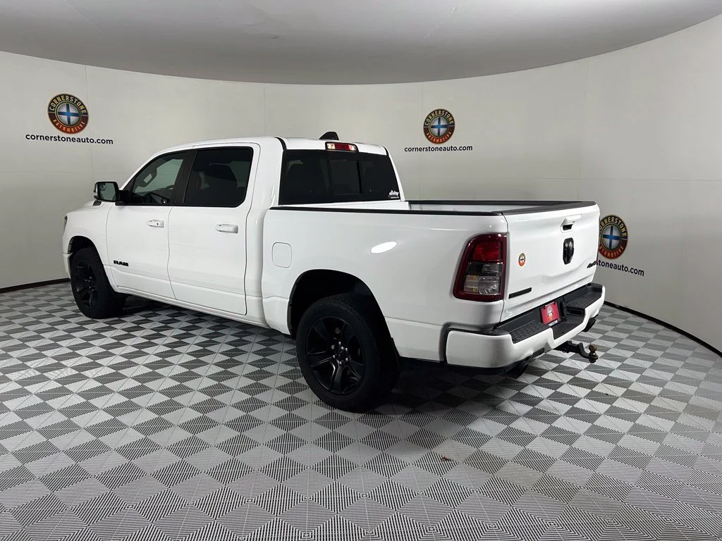 Used 2021 White Ram Big Horn/Lone Star image 21