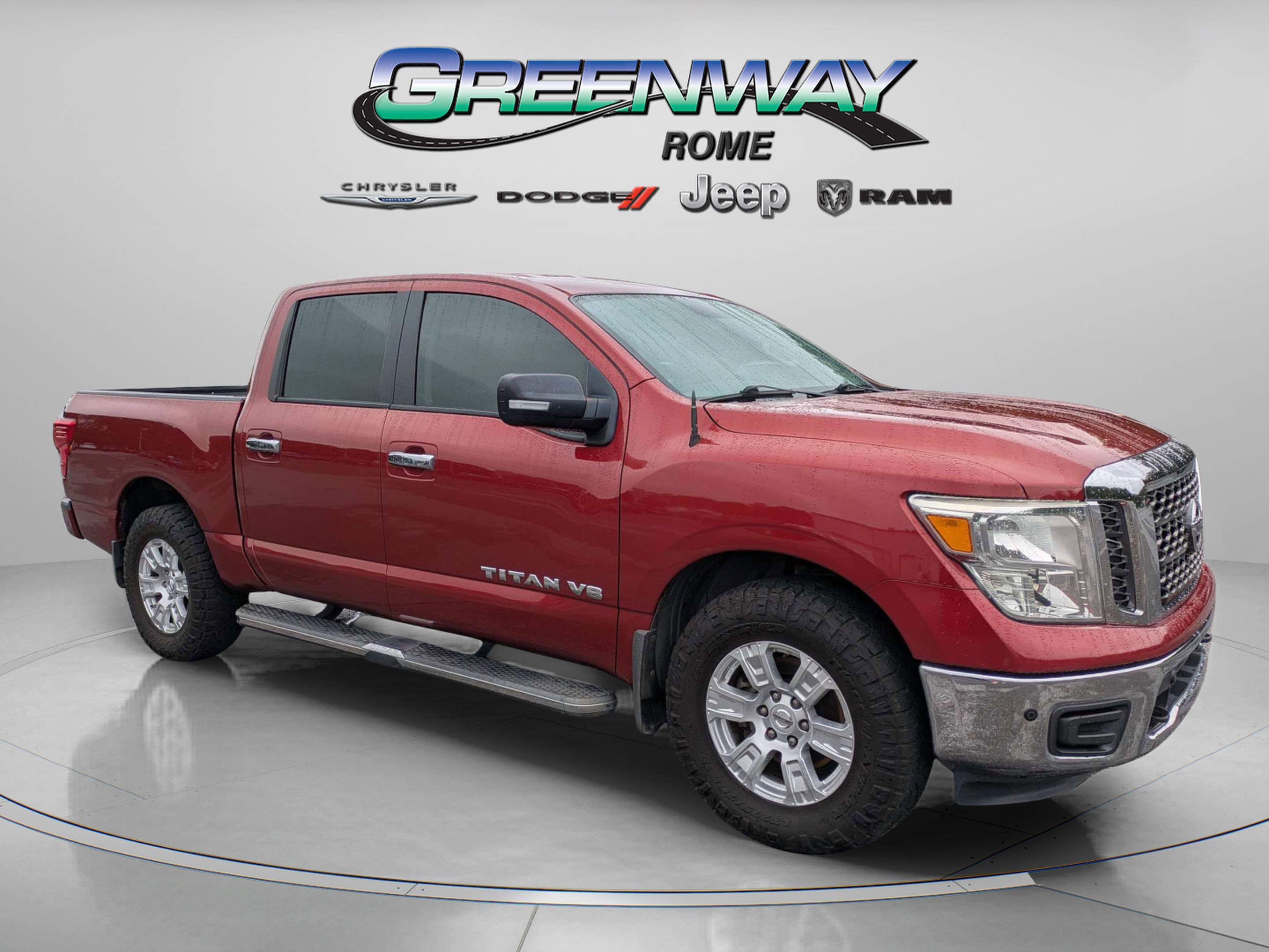 2018 Nissan Titan SV 4X4 Crew Cab's photo