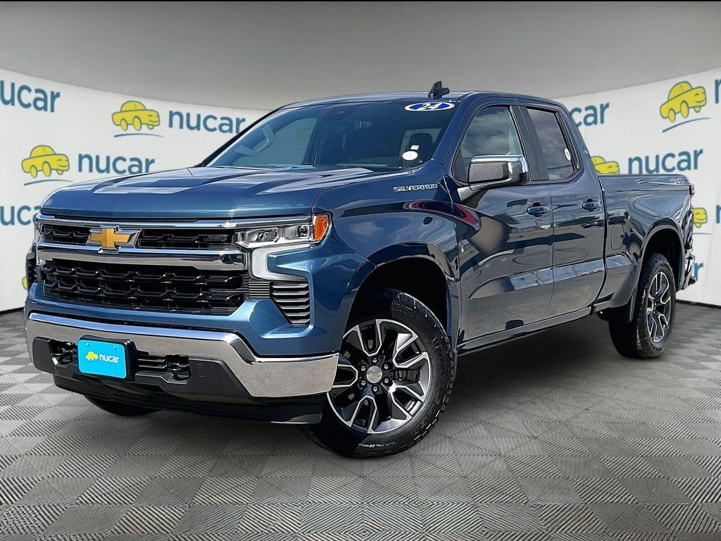 Used 2024 Blue Chevrolet LT image 3