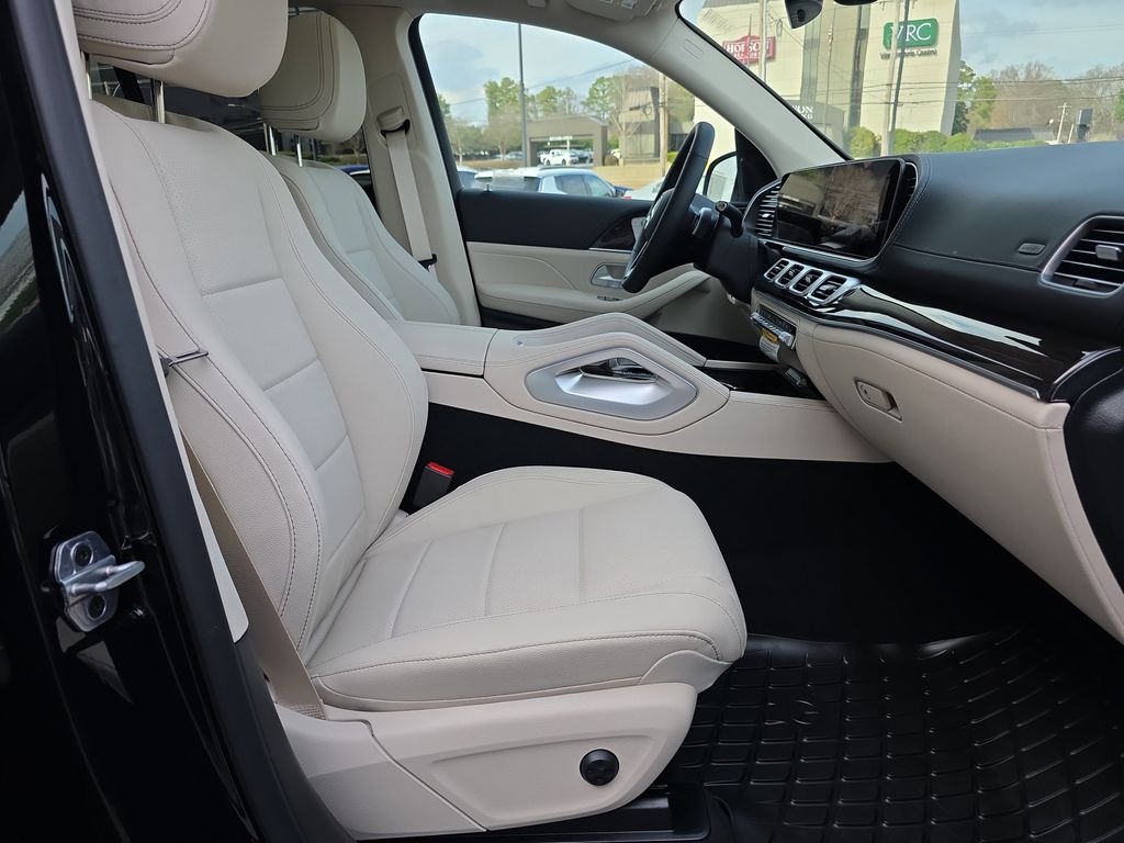 Certified Used 2026 Black Mercedes-Benz GLE 350 image 16