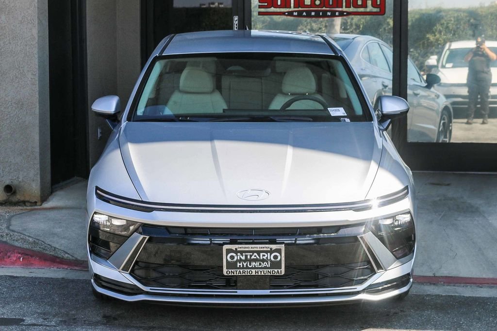 New 2026 Silver Hyundai SEL Sport image 3