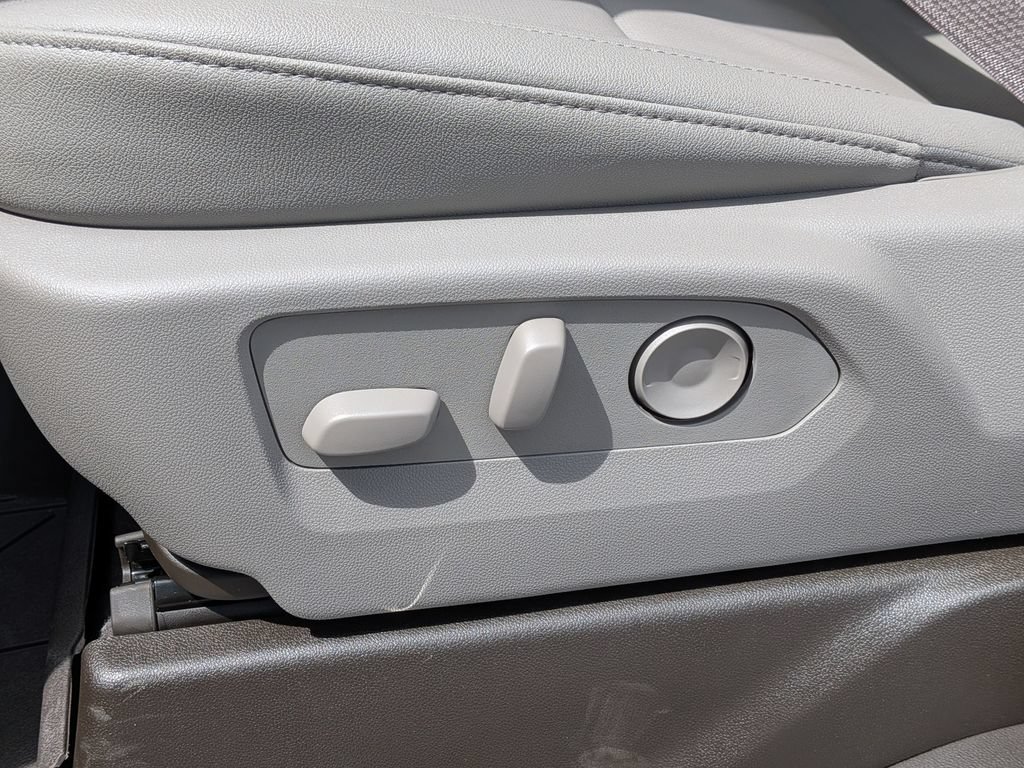 2026 Chevrolet Silverado 1500 LTZ - Photo 17