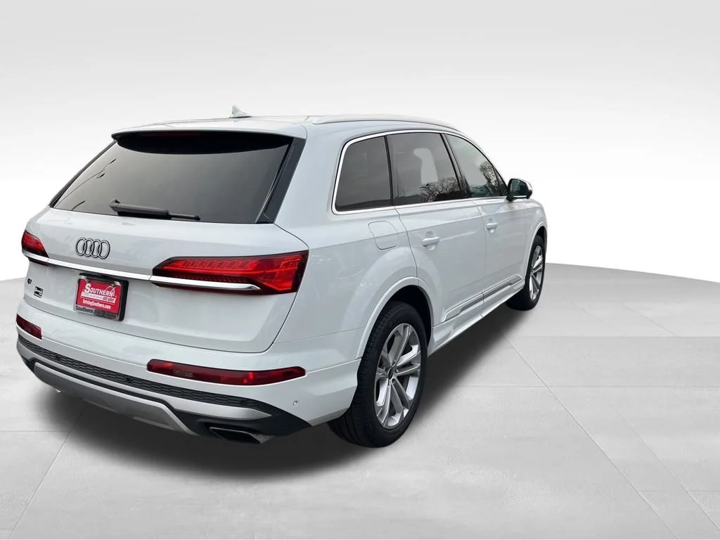 2025 Audi Q7 Premium Plus - Photo 35