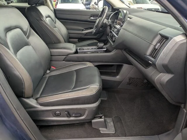 Used 2024 Blue Nissan SL image 23