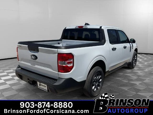 New 2026 Space White Metallic Ford XLT image 22